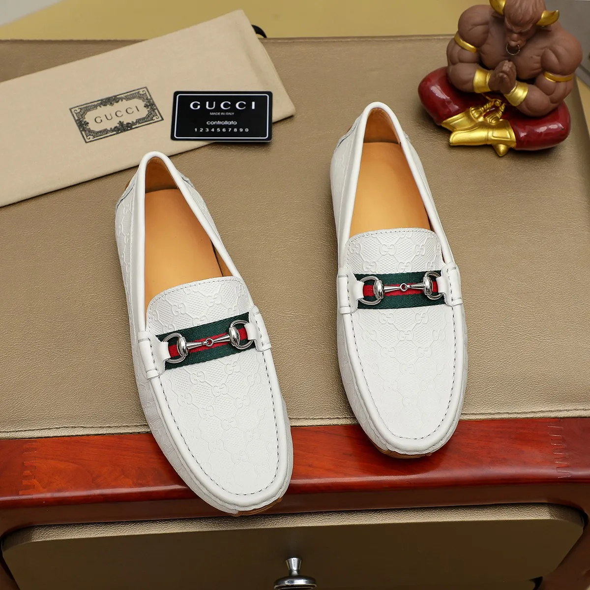 Men's shoes 💰360💰💰GUCCI Gucci official website synchronizes the latest model 🛃The upper is made of imported cowhide, 🐷leather lining, rubber outsole, 🎩🎩top-notch handcrafted workmanship with fine stitches and threads🔍definitely satisfy those perfectionist men who pursue high luxury quality 👏 Colors available! Code number 38-45 Large quantity in stock